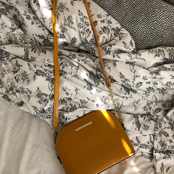 Steve Madden Yellow/Orange Bag - Picture 1 of 5